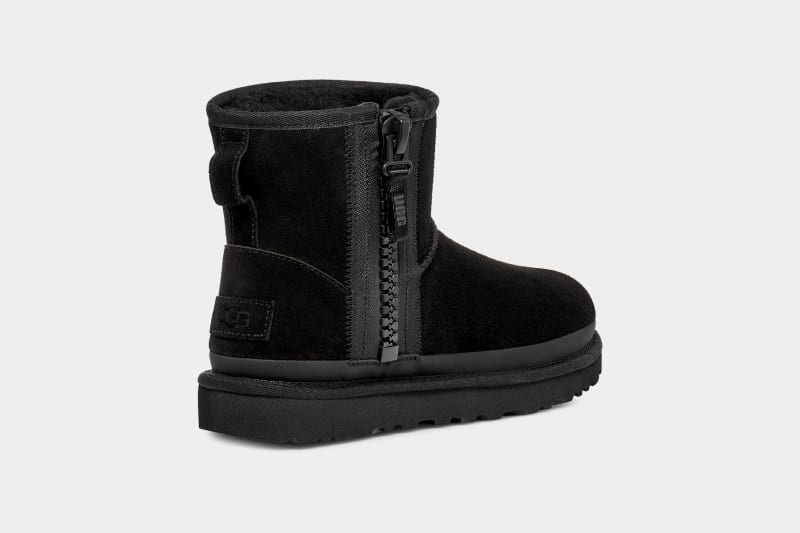 Black Ugg Classic Mini Zipper Tape Logo Women's Boots | Saudi Arabia-6102985