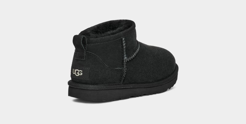 Black Ugg Classic Ultra Mini Kids' Boots | Saudi Arabia-7549810