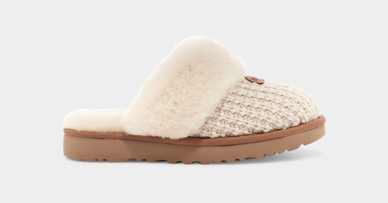 Cream Ugg Cozy Women\'s Slippers | Saudi Arabia-1374528