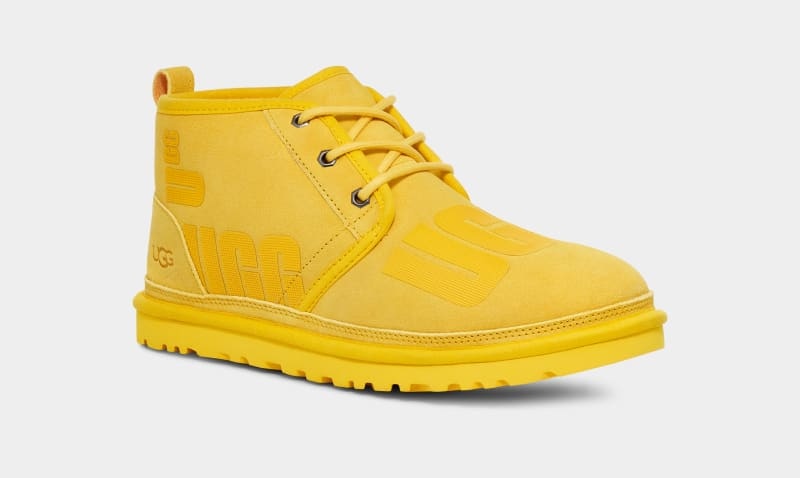 Yellow Ugg Neumel Scatter Graphic Men's Boots | Saudi Arabia-1450698