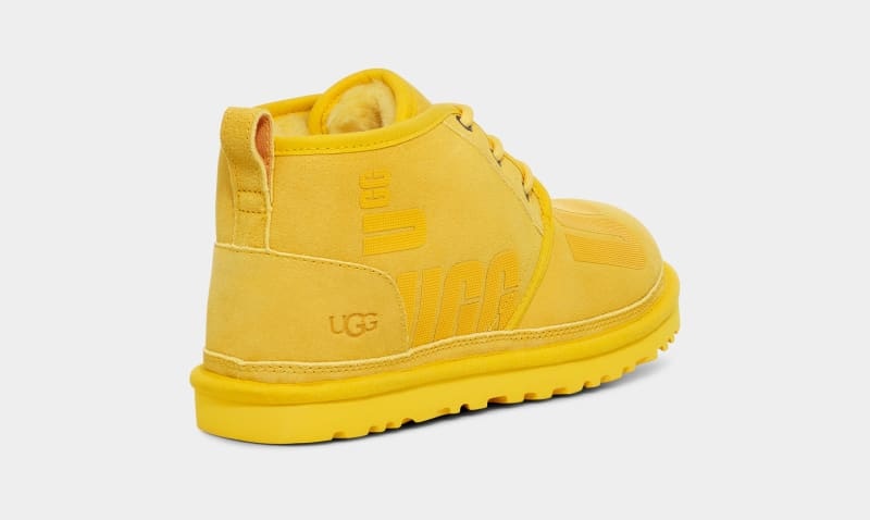 Yellow Ugg Neumel Scatter Graphic Men's Boots | Saudi Arabia-1450698